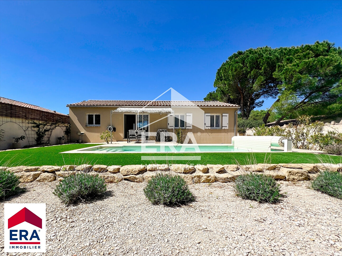 Agence immobilière de 
 ERA VENTOUX - ERA VENTOUX IMMOBILIER 
