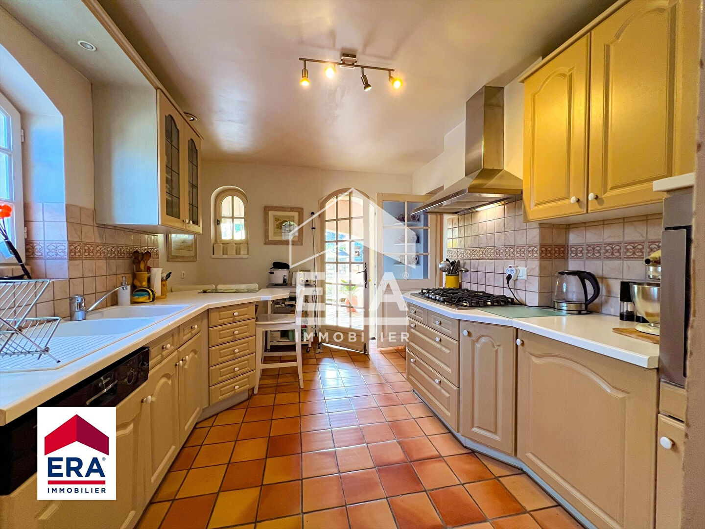 Photo Maison  170 m2 -7 pièces avec Terrain image 3/6