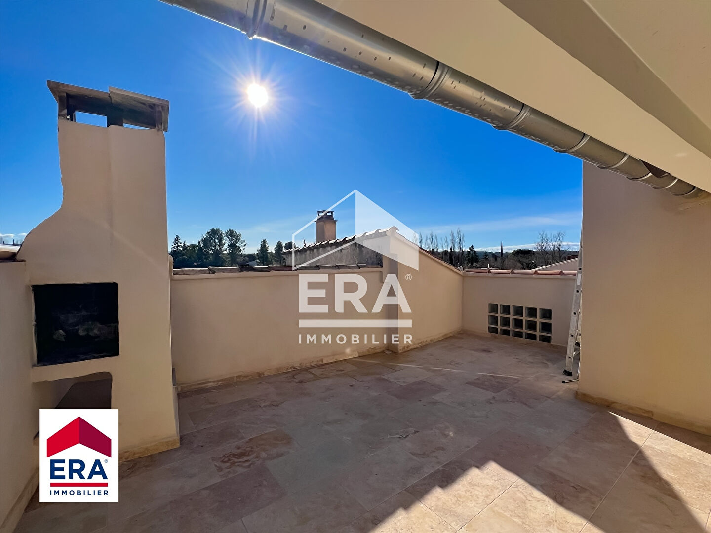 Agence immobilière de 
 ERA VENTOUX - ERA VENTOUX IMMOBILIER 
