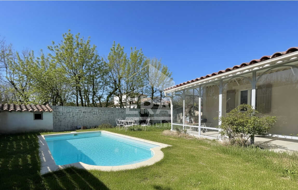 Agence immobilière de 
 ERA VENTOUX - ERA VENTOUX IMMOBILIER 
