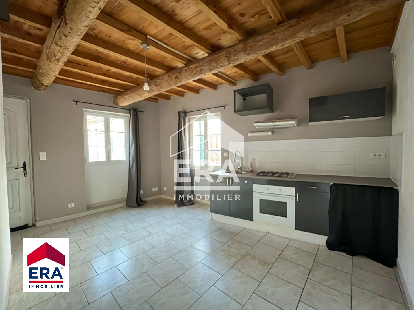 Agence immobilière de 
 ERA VENTOUX - ERA VENTOUX IMMOBILIER 
