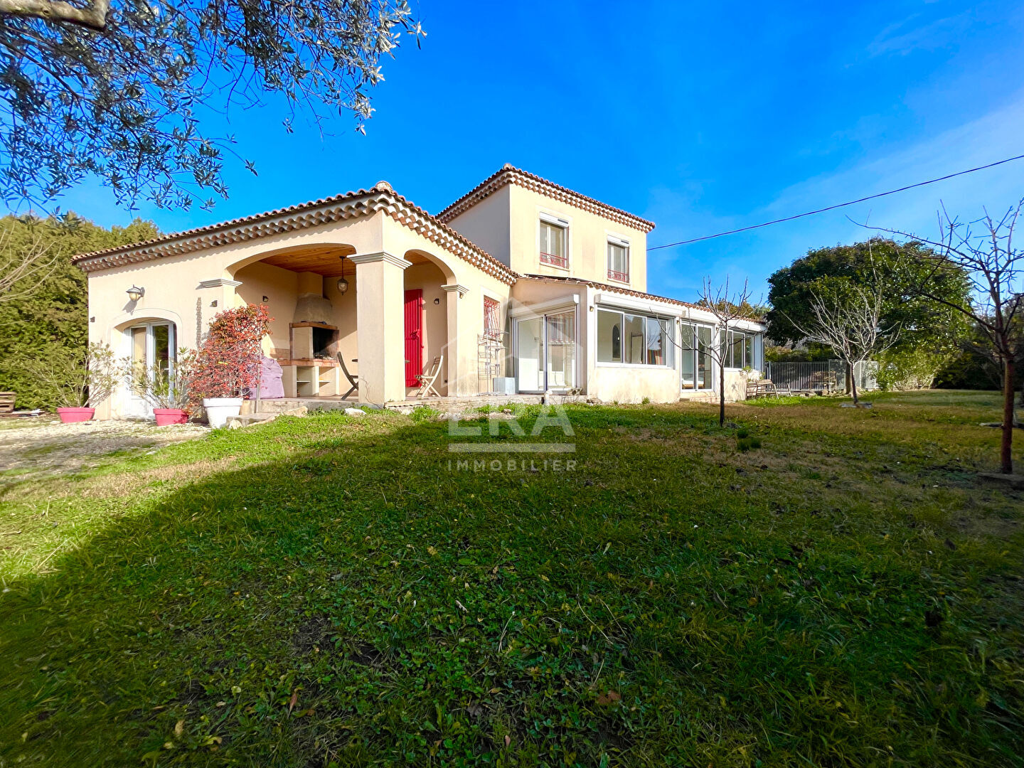 Agence immobilière de 
 ERA VENTOUX - ERA VENTOUX IMMOBILIER 
