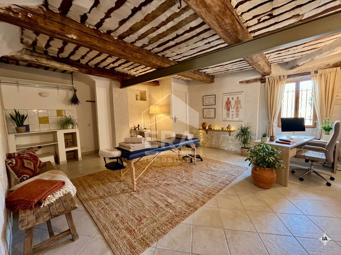 Agence immobilière de 
 ERA VENTOUX - ERA VENTOUX IMMOBILIER 
