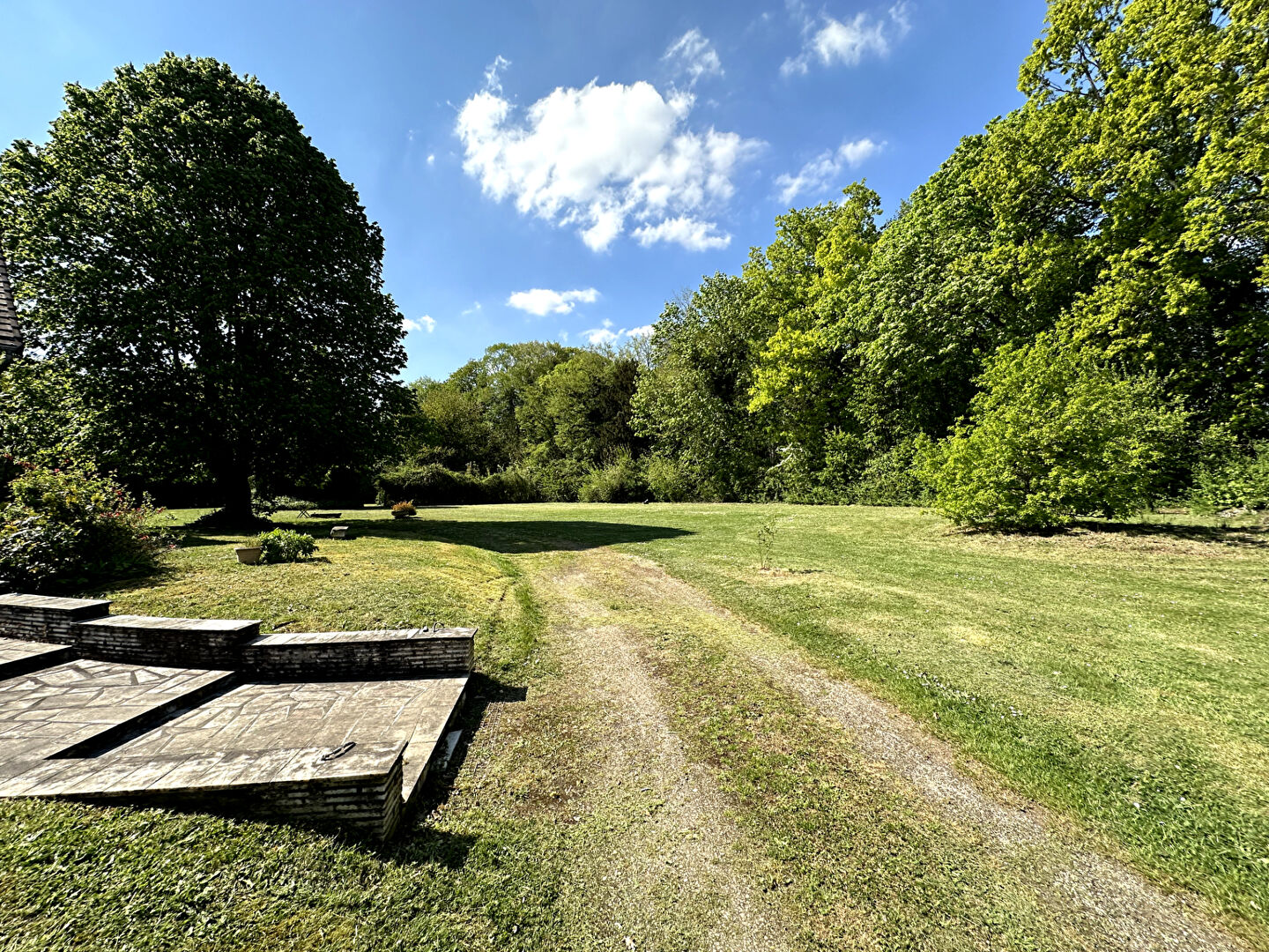 Photo Maison Esmans 220 m2 - 4237m2 de terrain image 4/6