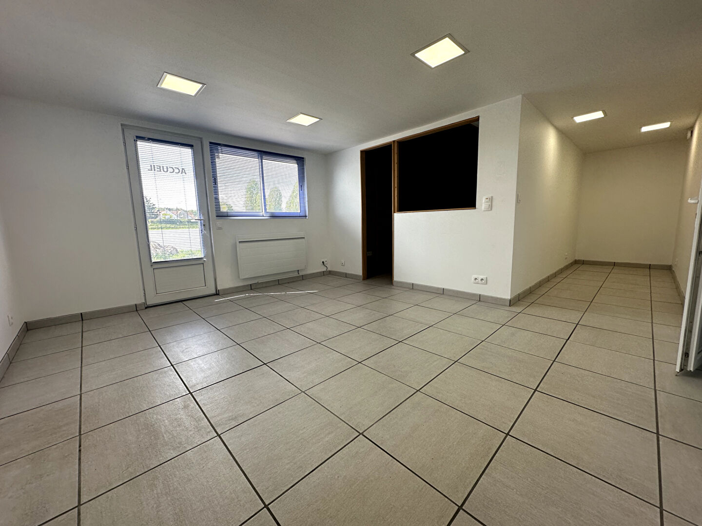 Photo Local d'activité + logement secteur Montereau 206m2 image 3/6