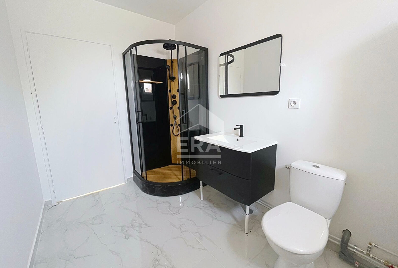 Photo Maison neuve plain-pied - 4 chambre(s) -106m2 image 3/5