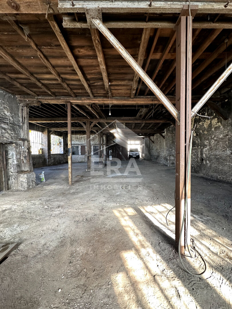 Photo Grange Montereau Fault Yonne 617m2 image 6/6