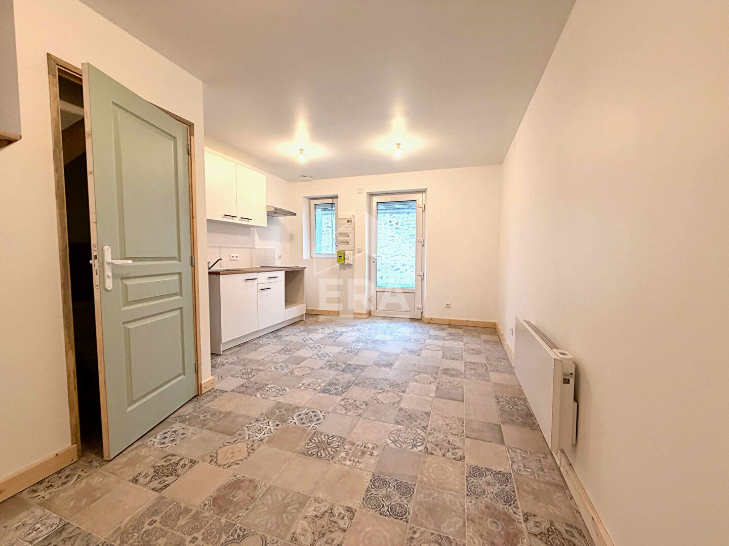 Photo Appartement Salins 2 pièce(s) 26.52 m2 (36 m2 au sol) image 2/5