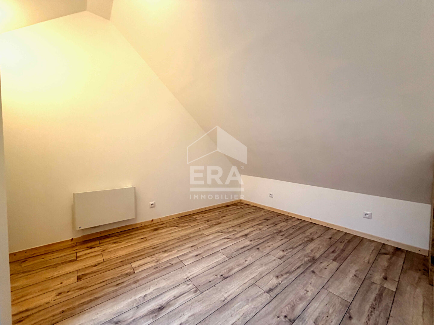 Photo Appartement Salins 2 pièce(s) 26.52 m2 (36 m2 au sol) image 3/5