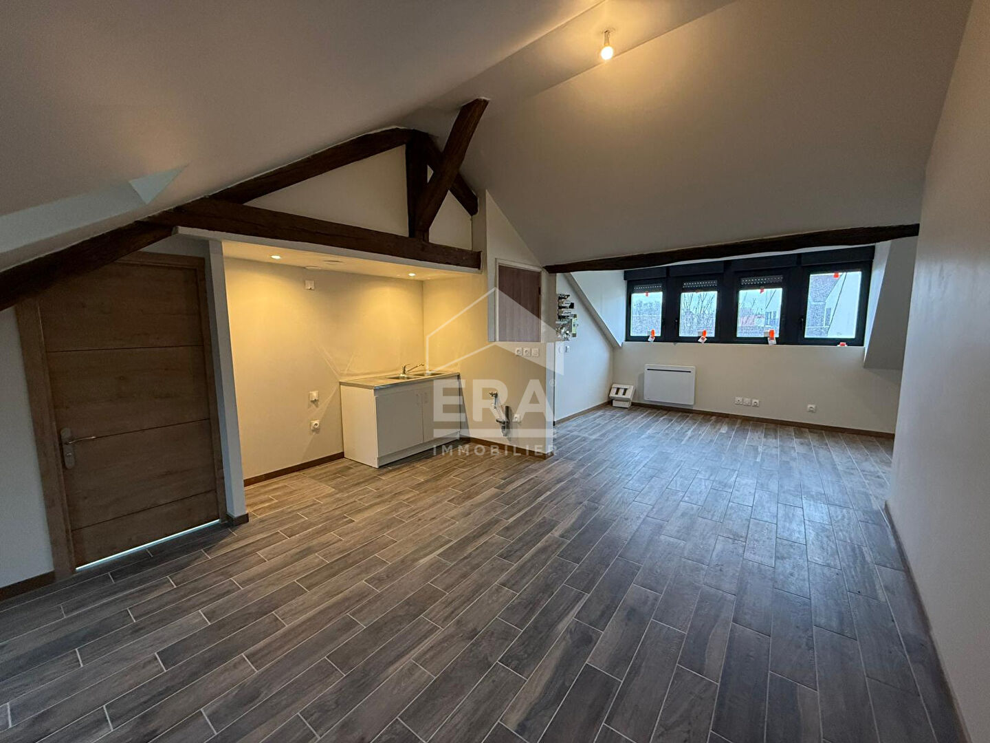 Photo Appartement Brie Comte Robert 2 pièce(s) 58.40 m2 image 1/6