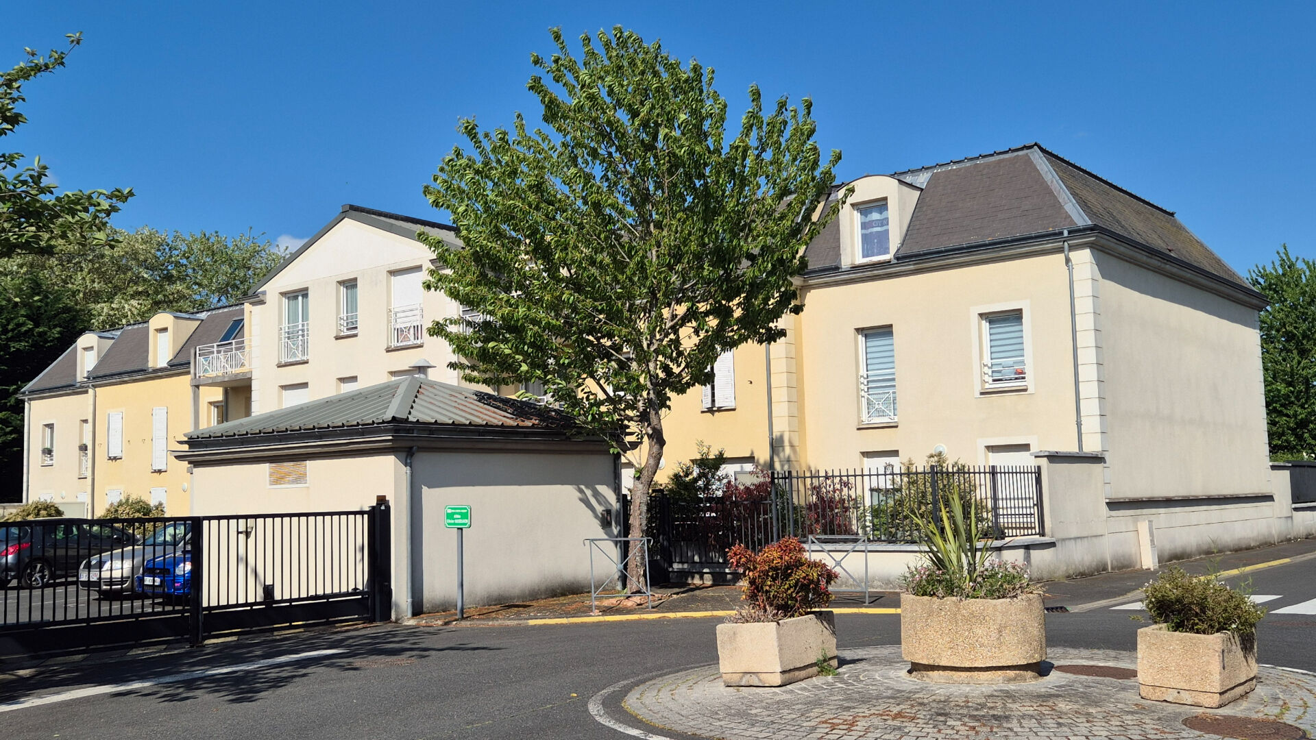 Photo Appartement Brie Comte Robert 2 pièce(s) 40.06 m2 image 2/6