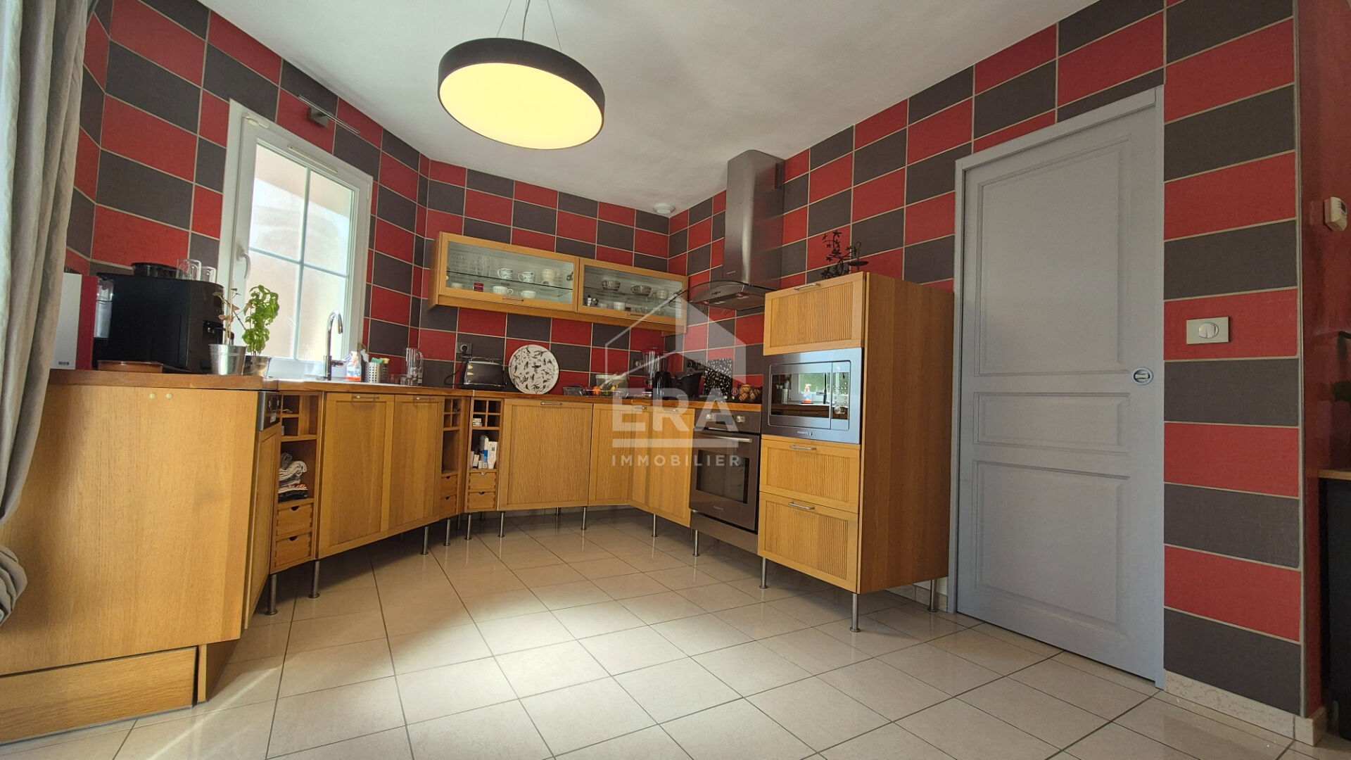 Photo Maison Mandres Les Roses 6 pièce(s) 155 m2 image 5/6