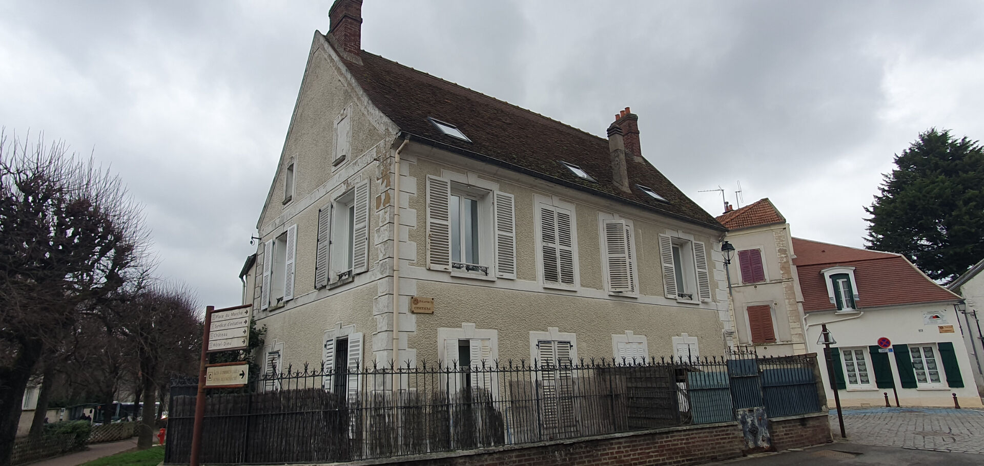 Photo Appartement Brie Comte Robert 2 pièce(s) image 1/6