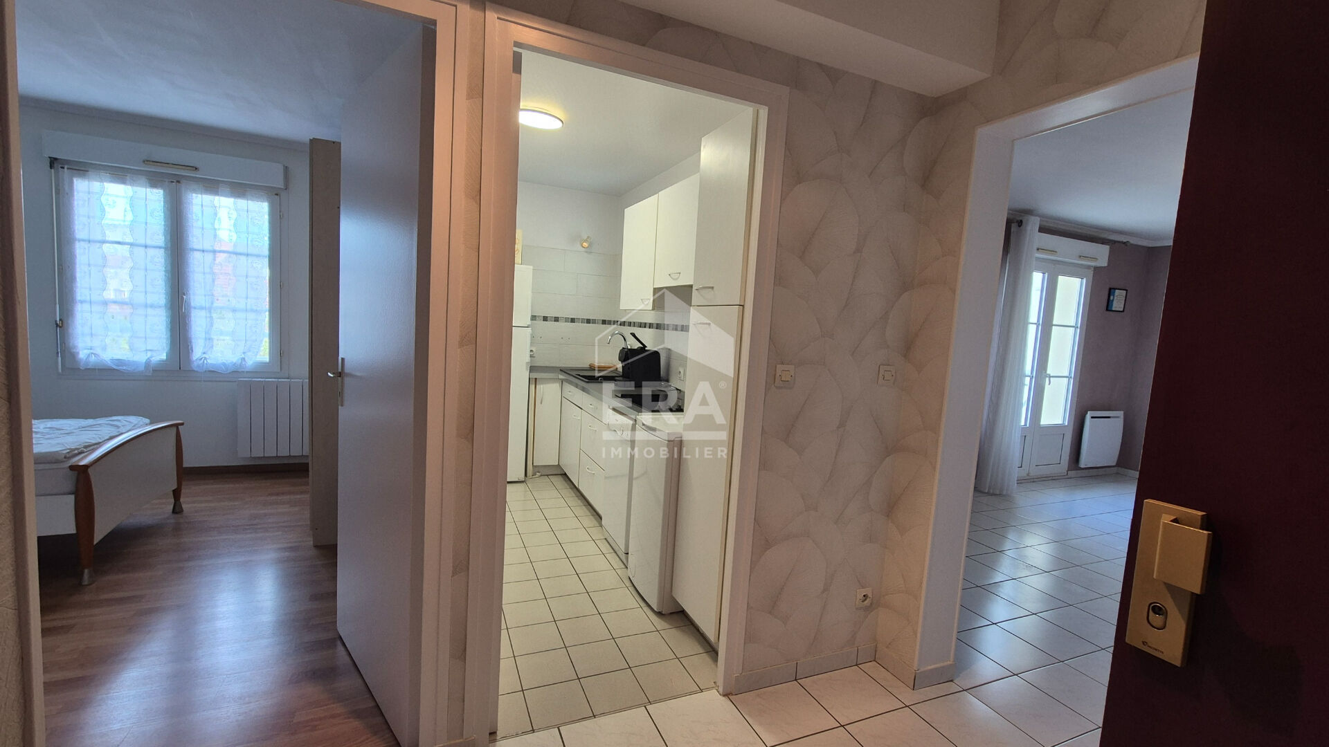 Photo Appartement Brie Comte Robert 2 pièce(s) 45.13 m2 image 2/6