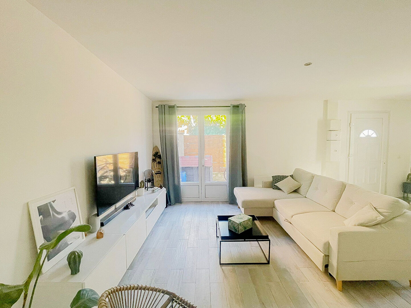 Photo Maisonnette à Sollies Pont avec jardin et piscine image 3/6