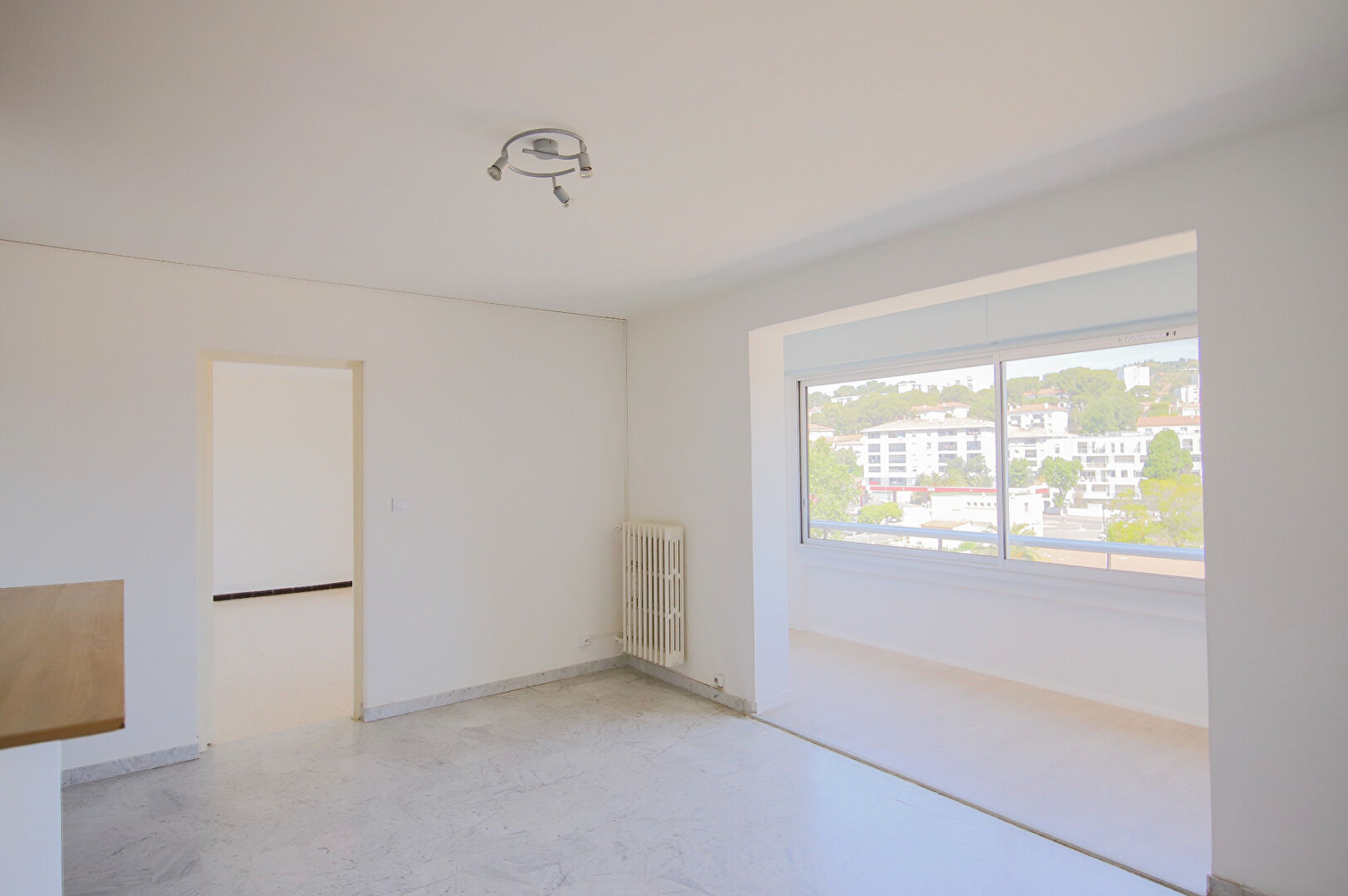 Photo Appartement Hyères 2 pièces 39.64 m2 image 3/6