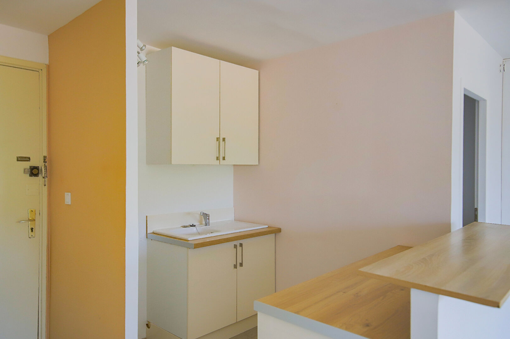 Photo Appartement Hyères 2 pièces 39.64 m2 image 4/6