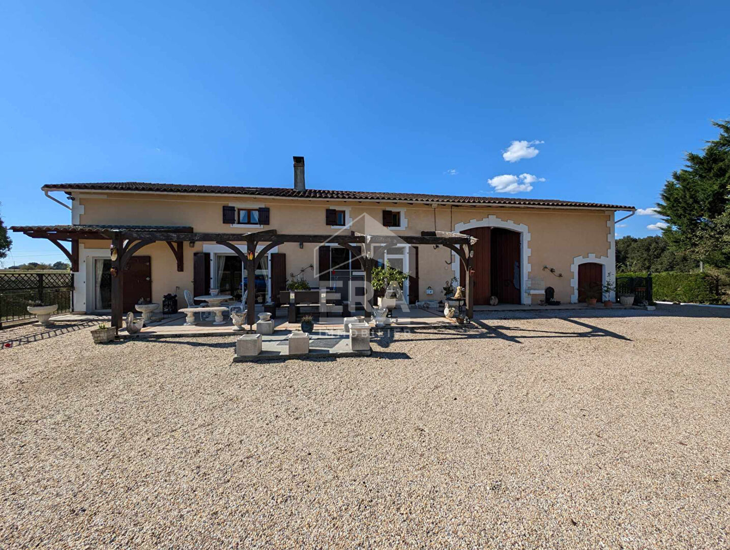 Maison à vendre individuelle type longère à 8 min de Mussidan 7 pièces 200.66 m2