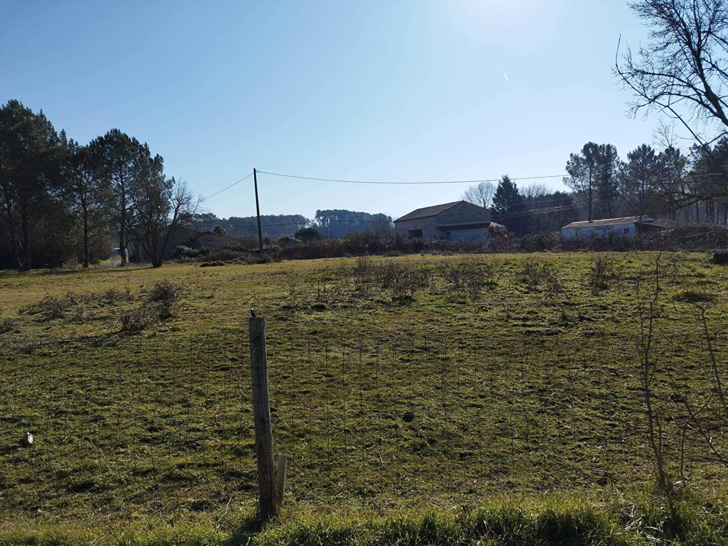 Terrain constructible proche Montpon Menesterol 1500 m2