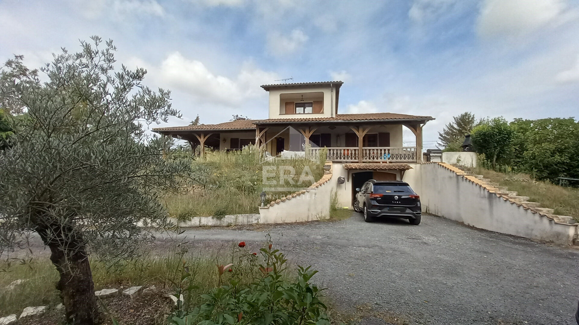 Photo Maison individuelle des années 1980 en campagne proche de Montpon Ménestérol. image 1/6