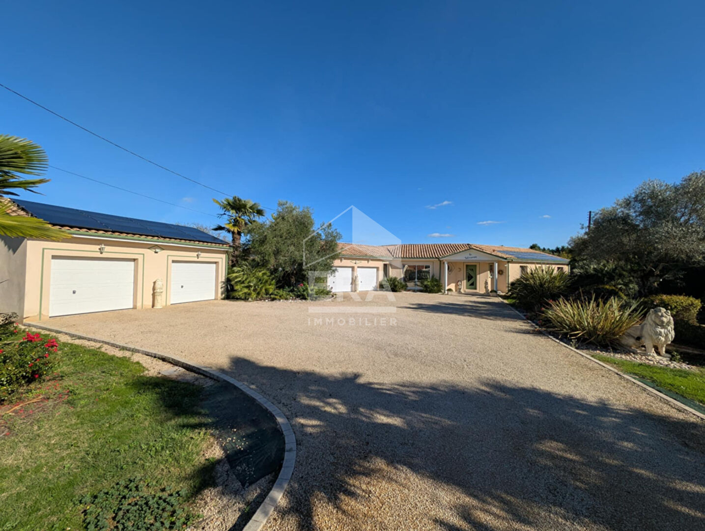 Maison à vendre de plain pied à 3 min de Mussidan 7 pièces 196.5 m2