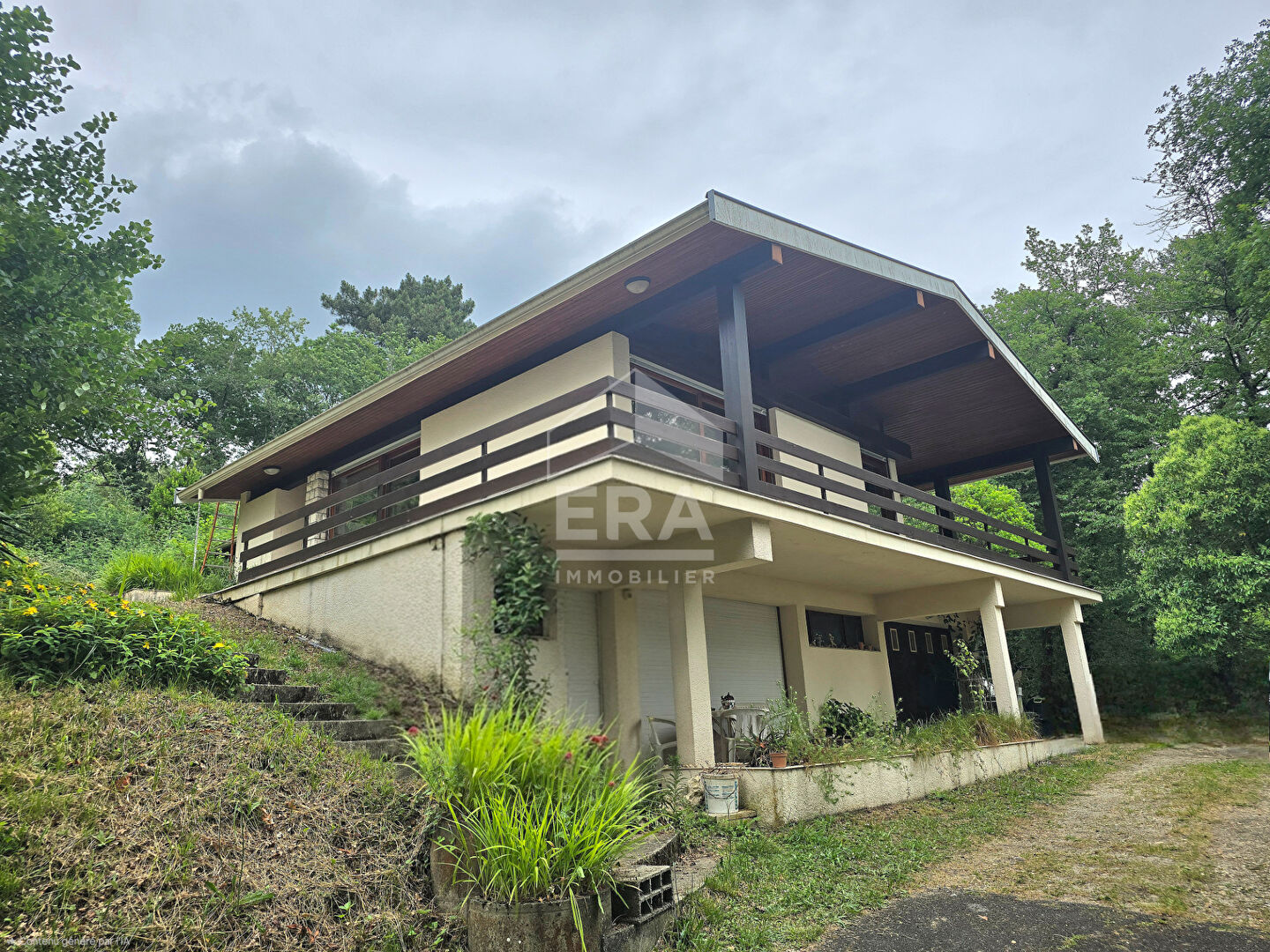 Maison Montpon Menesterol 7 pièce(s) 167 m2