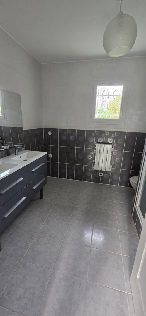 Photo Charmante Maison à Louer à Servanches image 6/6