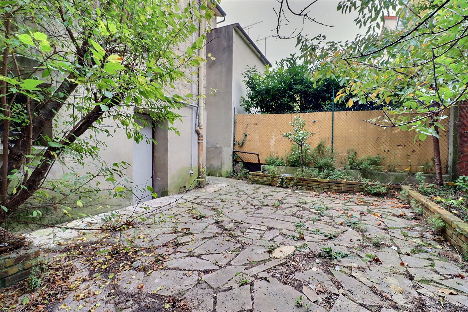 Photo Maison Aubervilliers 11 pièce(s) 345 m2 image 3/6