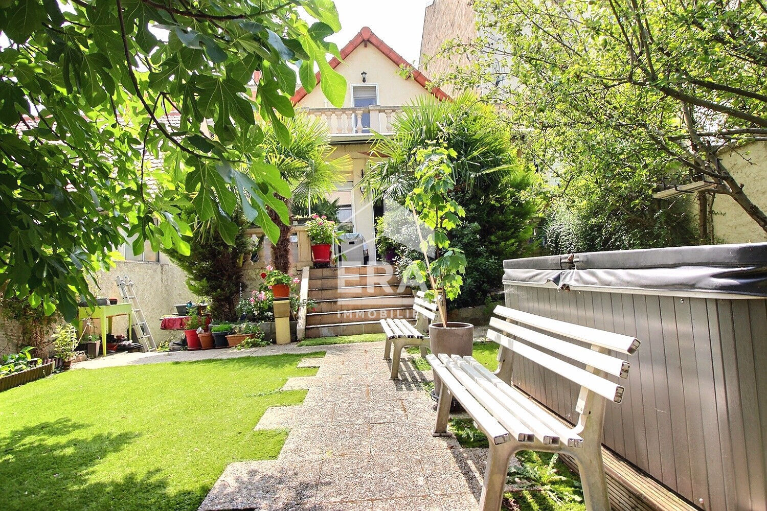 Agence immobilière de ERA AGENCE IMMOBILIERE DU STADE - ERA MAIRIE DE SAINT-OUEN