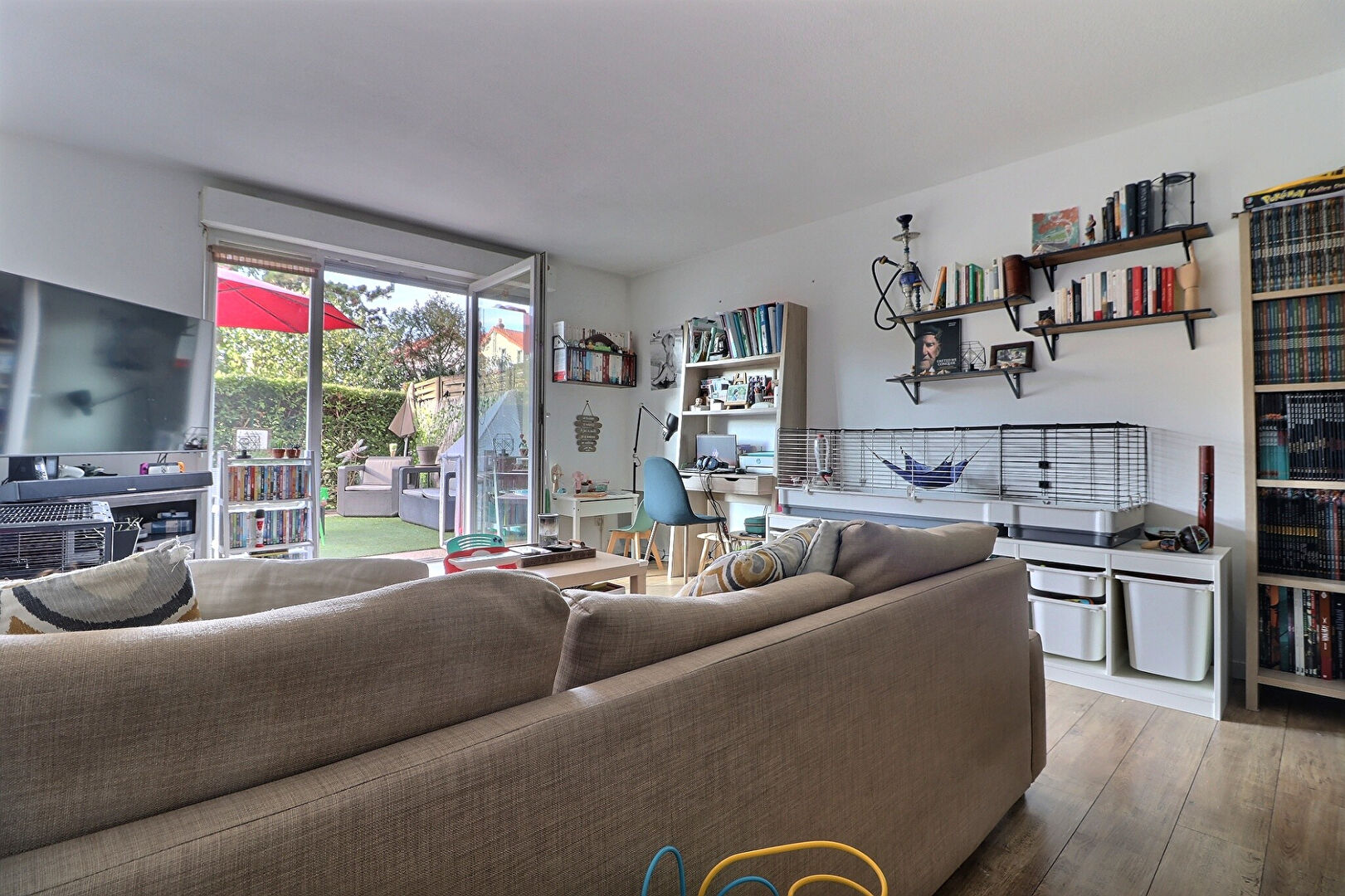 Appartement 3 pièces avec grande terrasse  À 8 min à pied de la gare de Franconville+ BOX