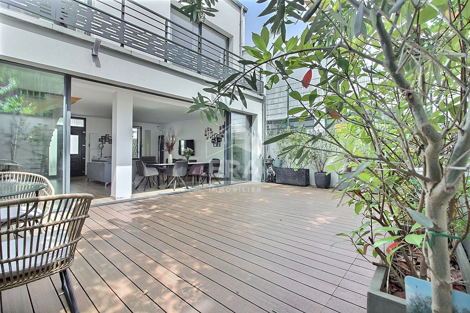 Maison Saint Ouen Sur Seine 6 pièce(s)