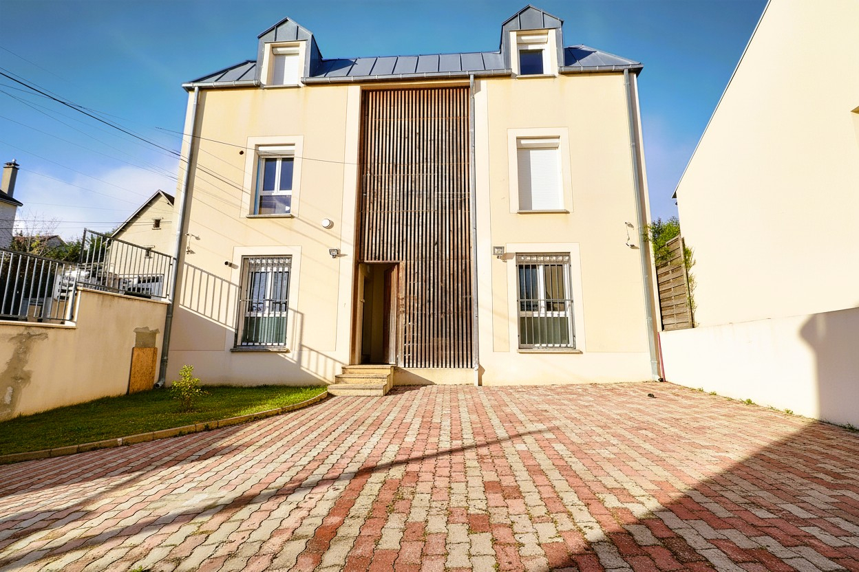 Agence immobilière de ERA AGENCE IMMOBILIERE DU STADE