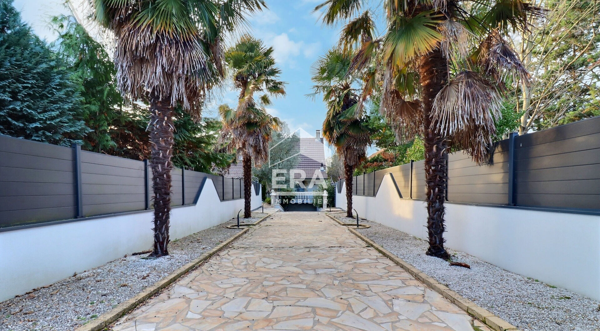 Agence immobilière de ERA AGENCE IMMOBILIERE DU STADE