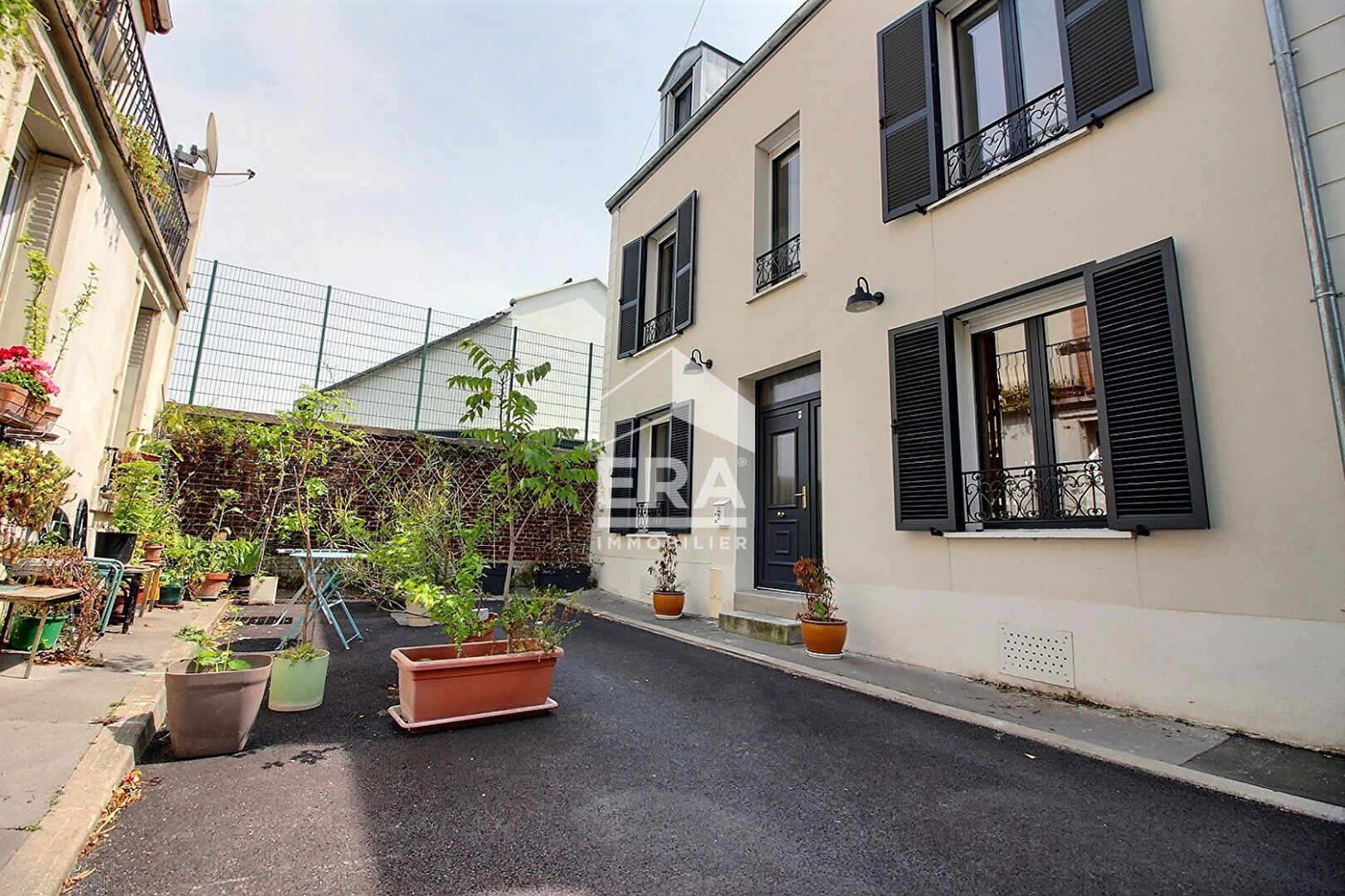 Agence immobilière de ERA AGENCE IMMOBILIERE DU STADE - ERA MAIRIE DE SAINT-OUEN