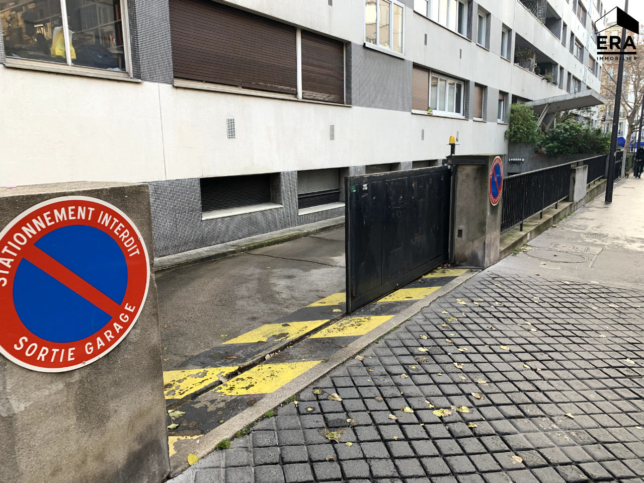 Photo Place de Parking Guy Moquet image 3/3