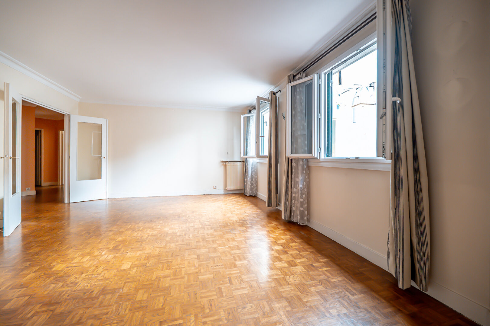 Photo Appartement Paris 4 pièce(s) 86 m2 image 4/6