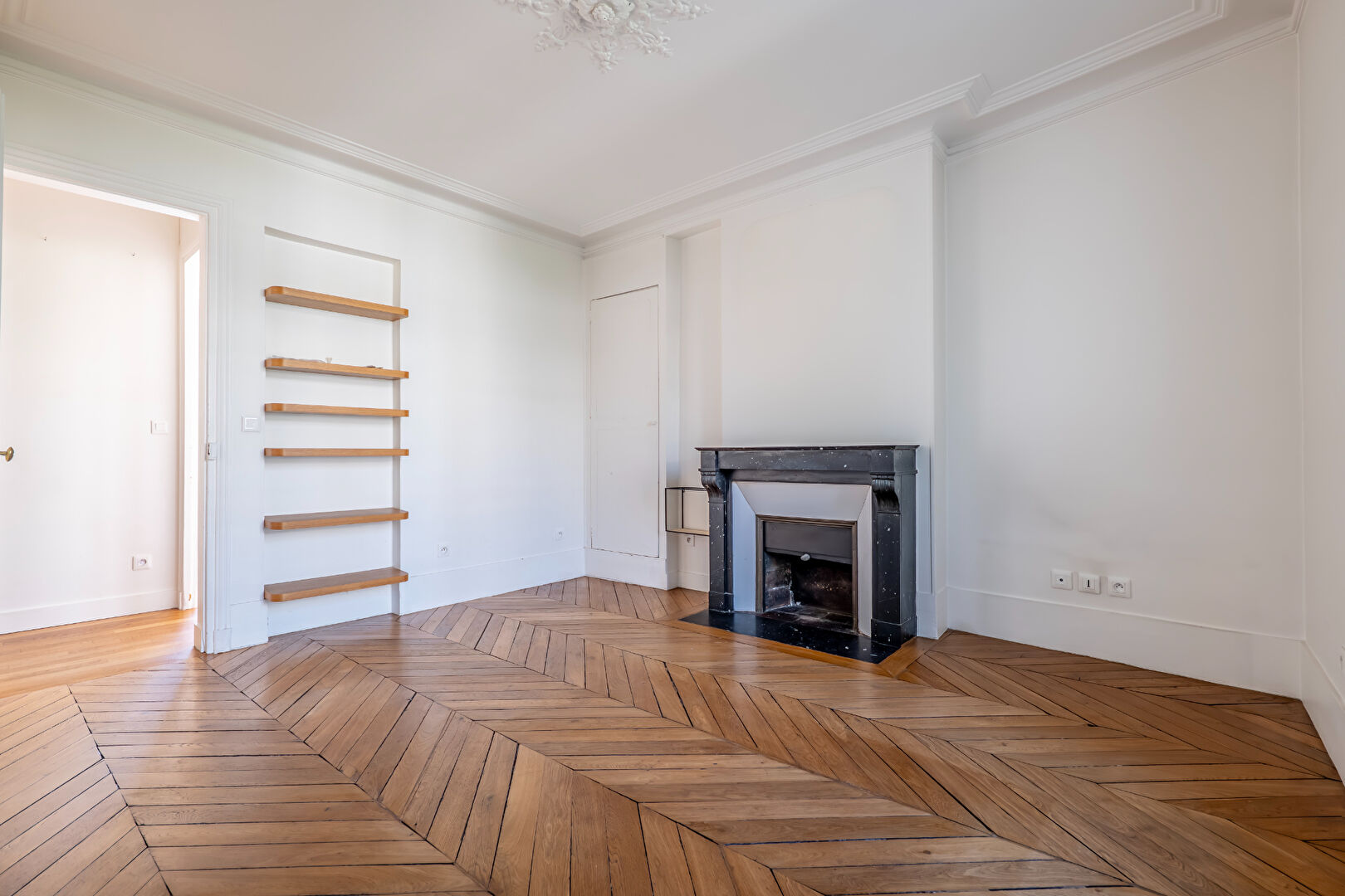 Photo Appartement Paris 3 pièce(s) 48 m2 image 2/6