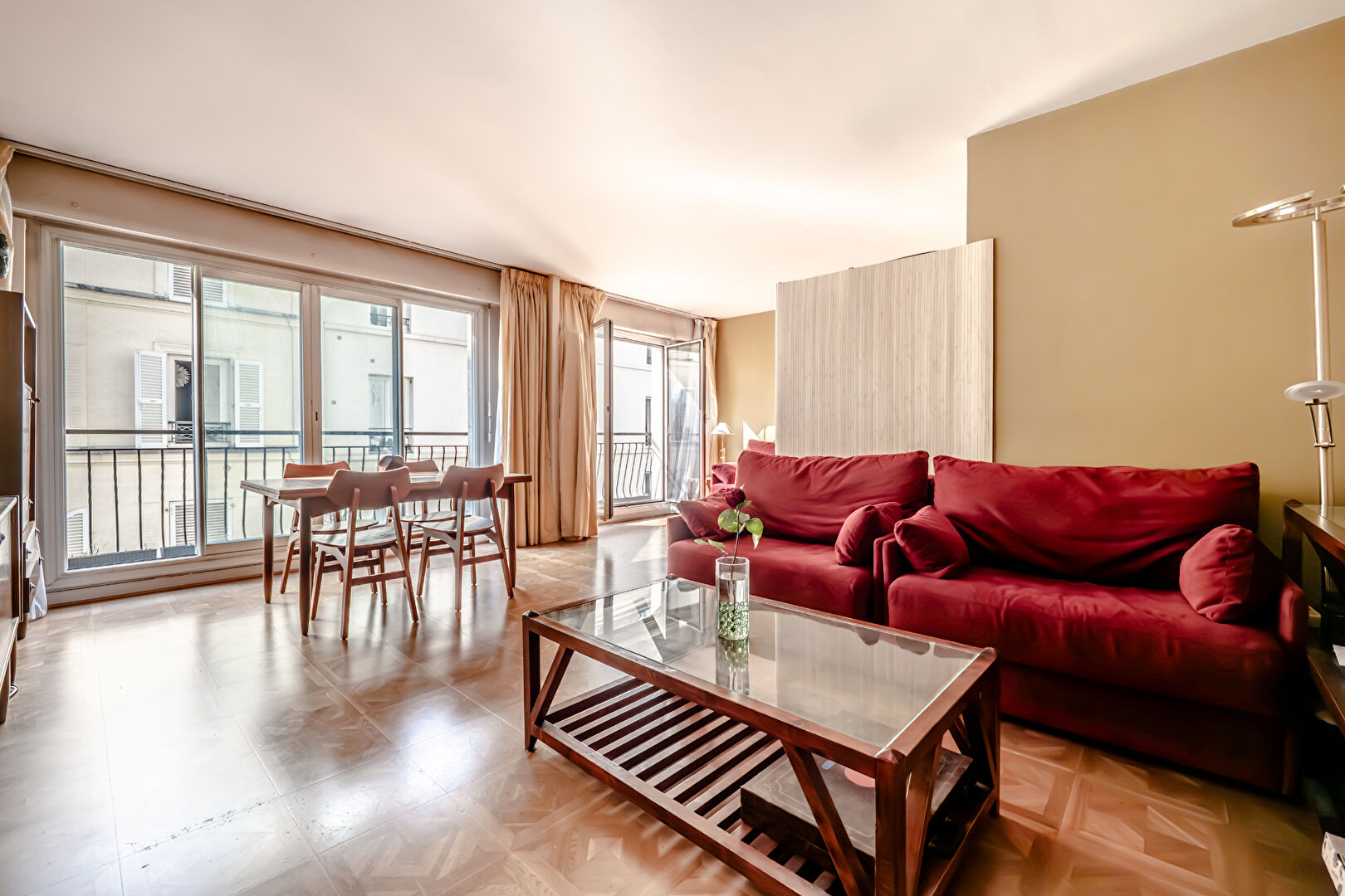 Appartement Paris 17ème 3 pièces 84 m2 coeur Batignolles