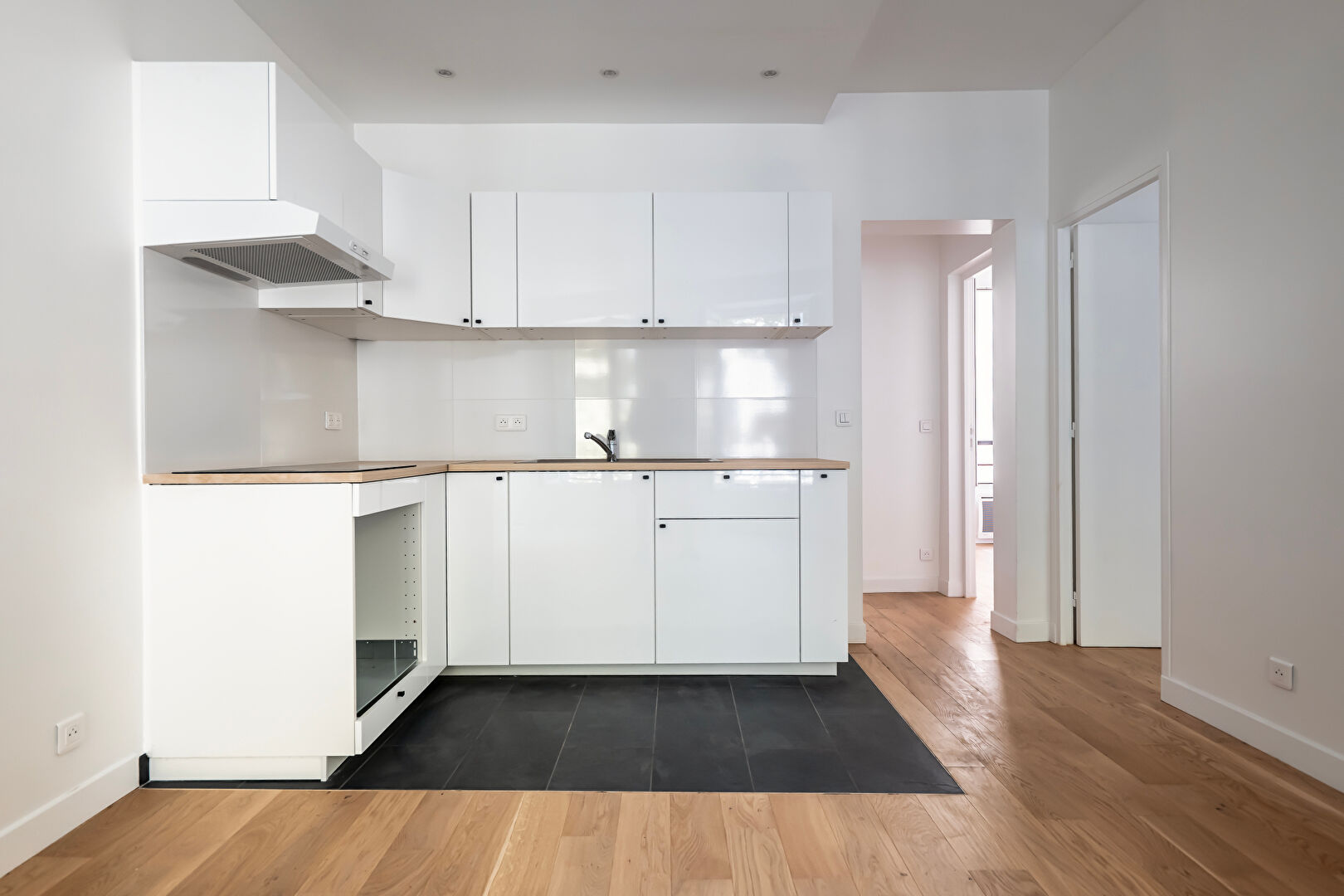 Photo Appartement Paris 3 pièce(s) 43.86 m2 image 2/6