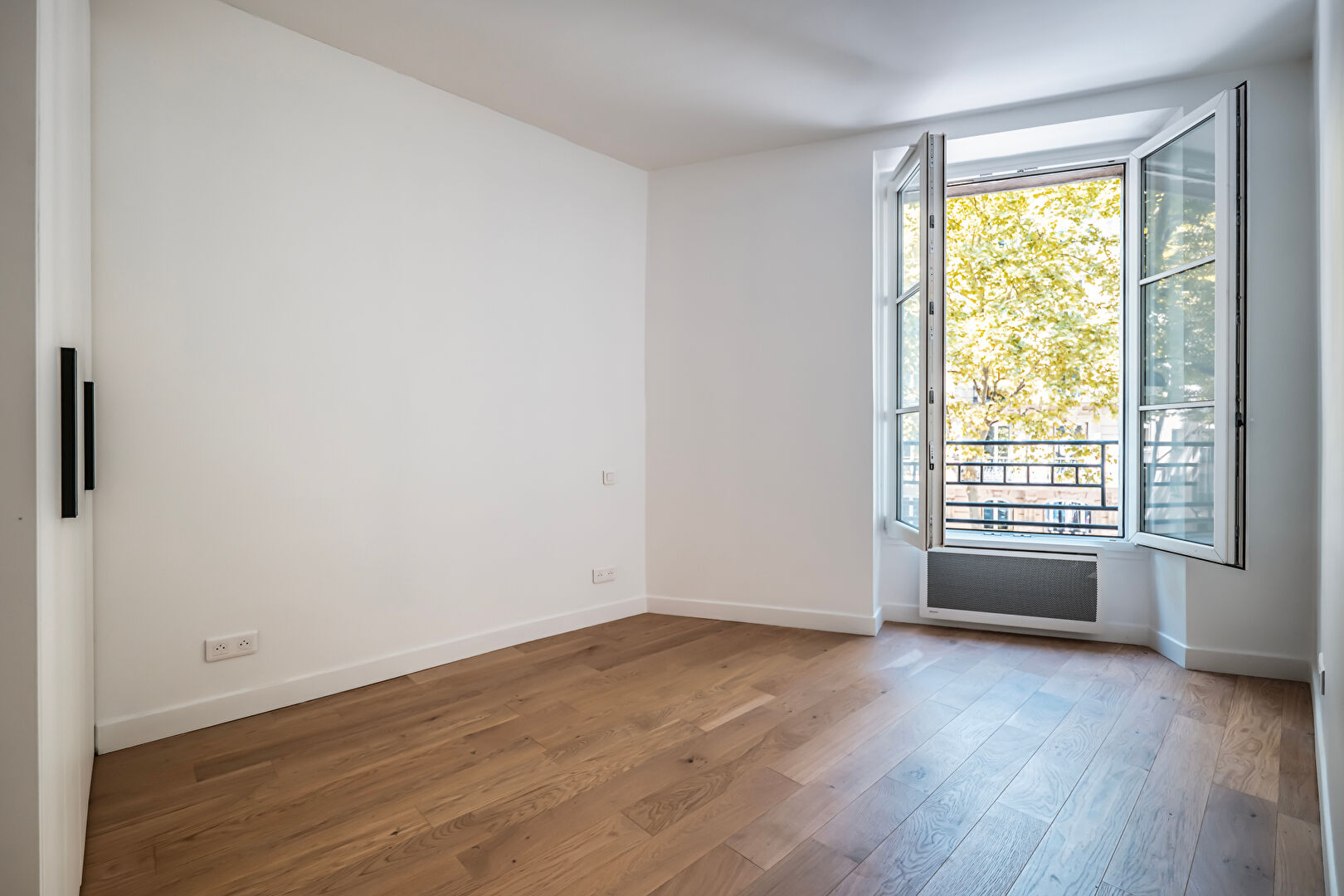 Photo Appartement Paris 3 pièce(s) 43.86 m2 image 6/6