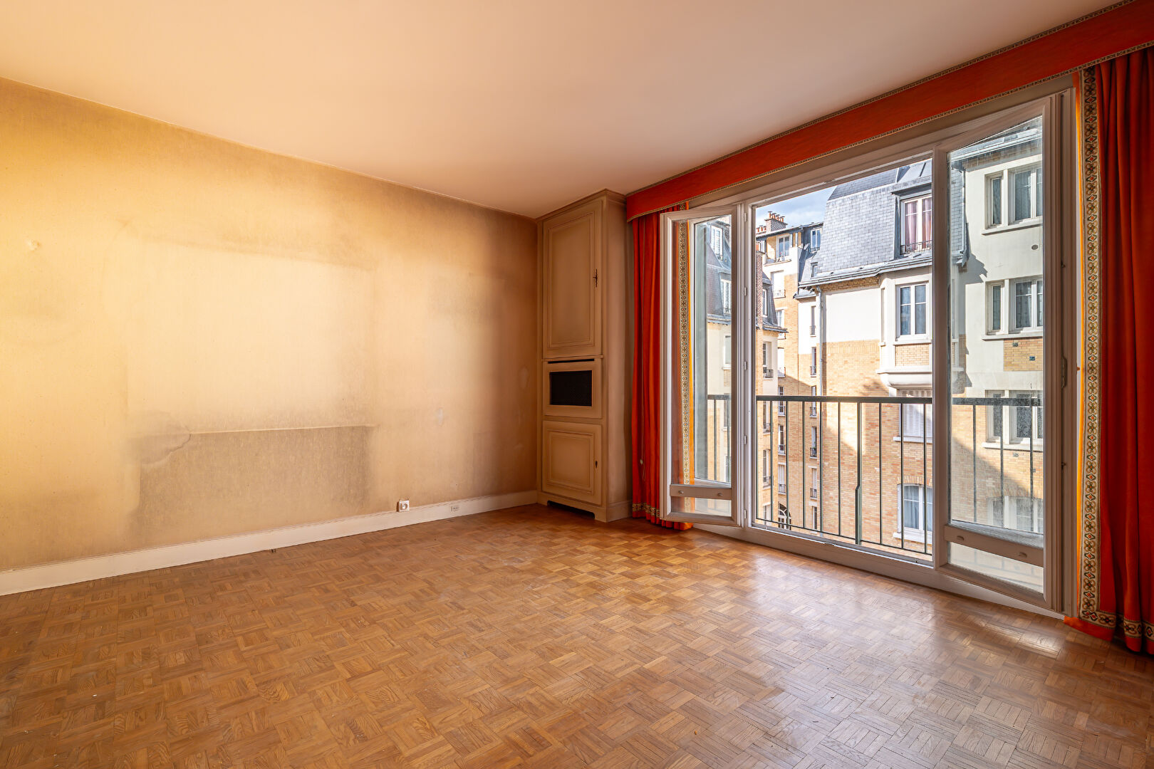 Photo Appartement Paris 3 pièce(s) 68m2 image 3/6
