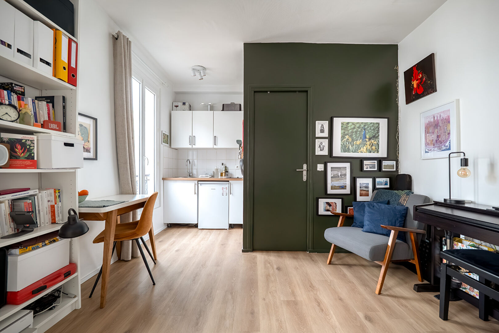 Photo Appartement Paris 1 pièce(s) 18.31 m2 image 1/6