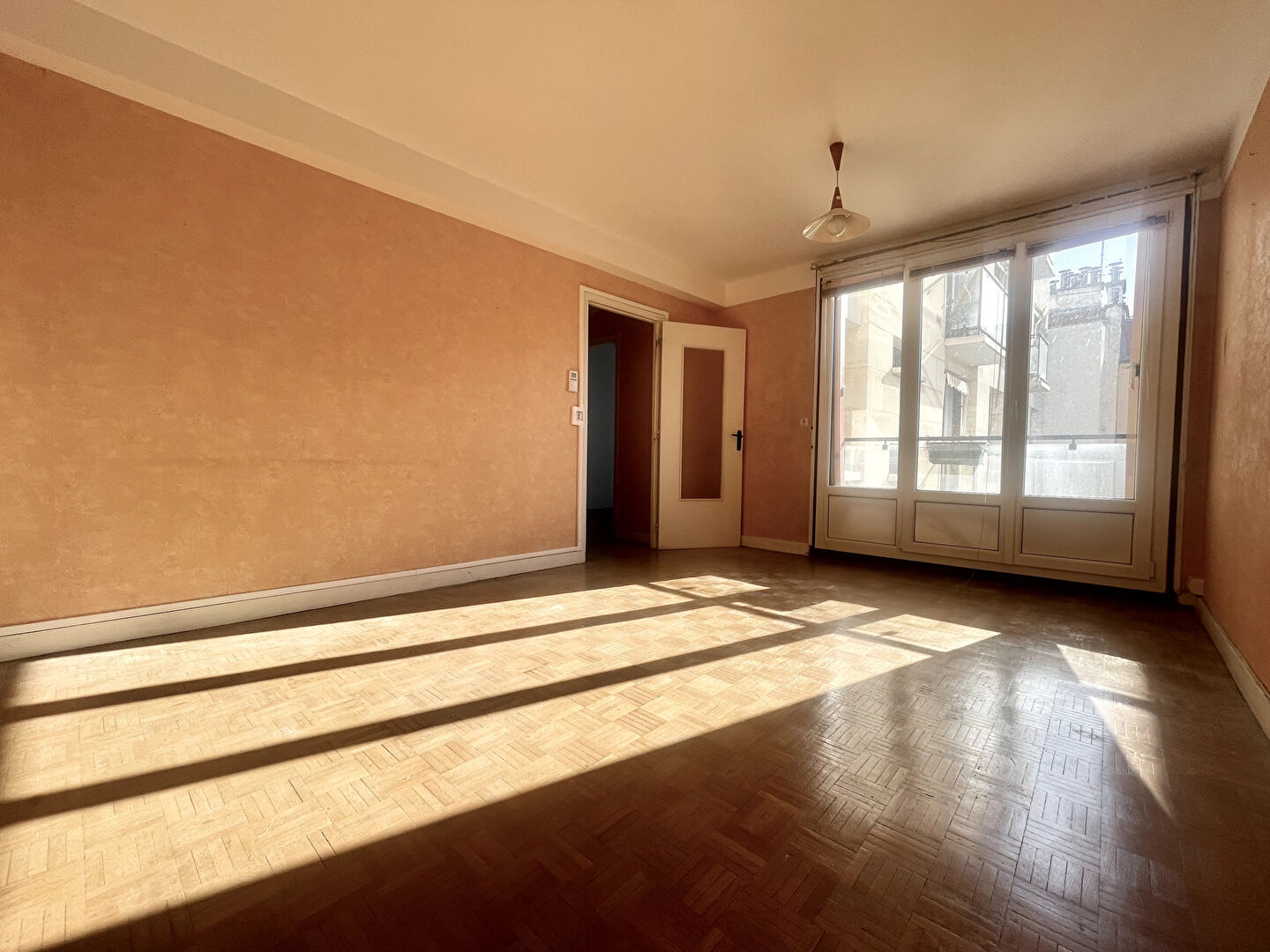 Appartement Paris 3 pièces 54M2