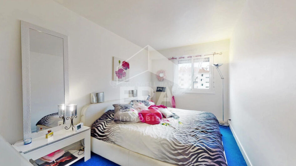 Photo Appartement Montrouge 4 pièce(s) 133 m2 image 5/6