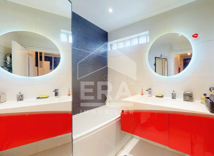 Photo Appartement Montrouge 4 pièce(s) 133 m2 image 6/6