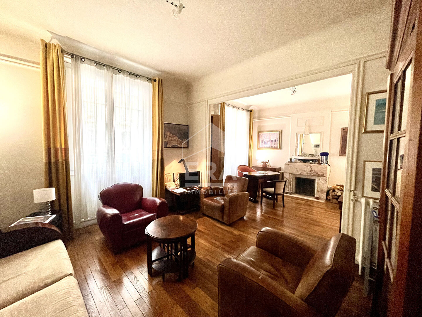 Photo Appartement Paris 4 pièce(s) 80.05 m2 image 4/6