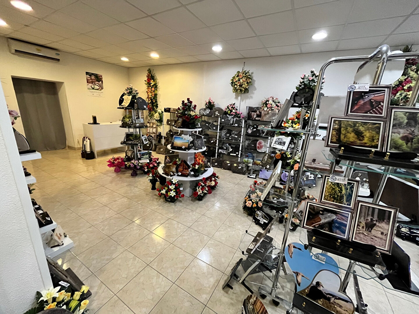 Photo Local commercial Montlucon 100 m2 image 3/6