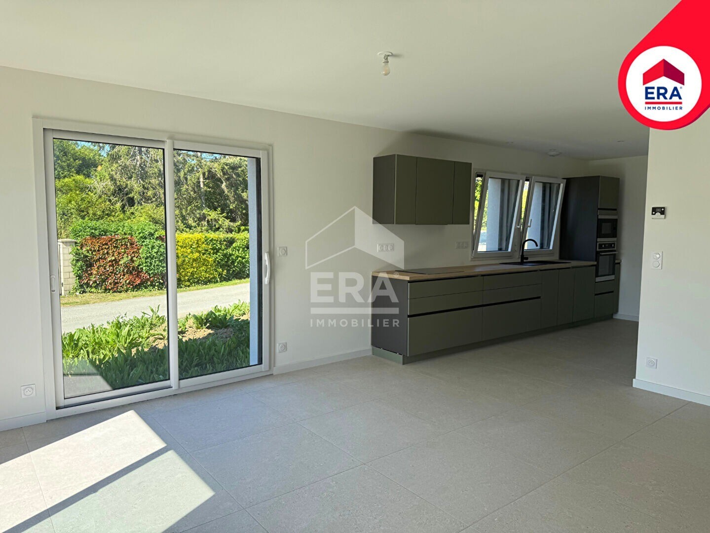 Agence immobilière de ERA VOLTAIRE IMMOBILIER