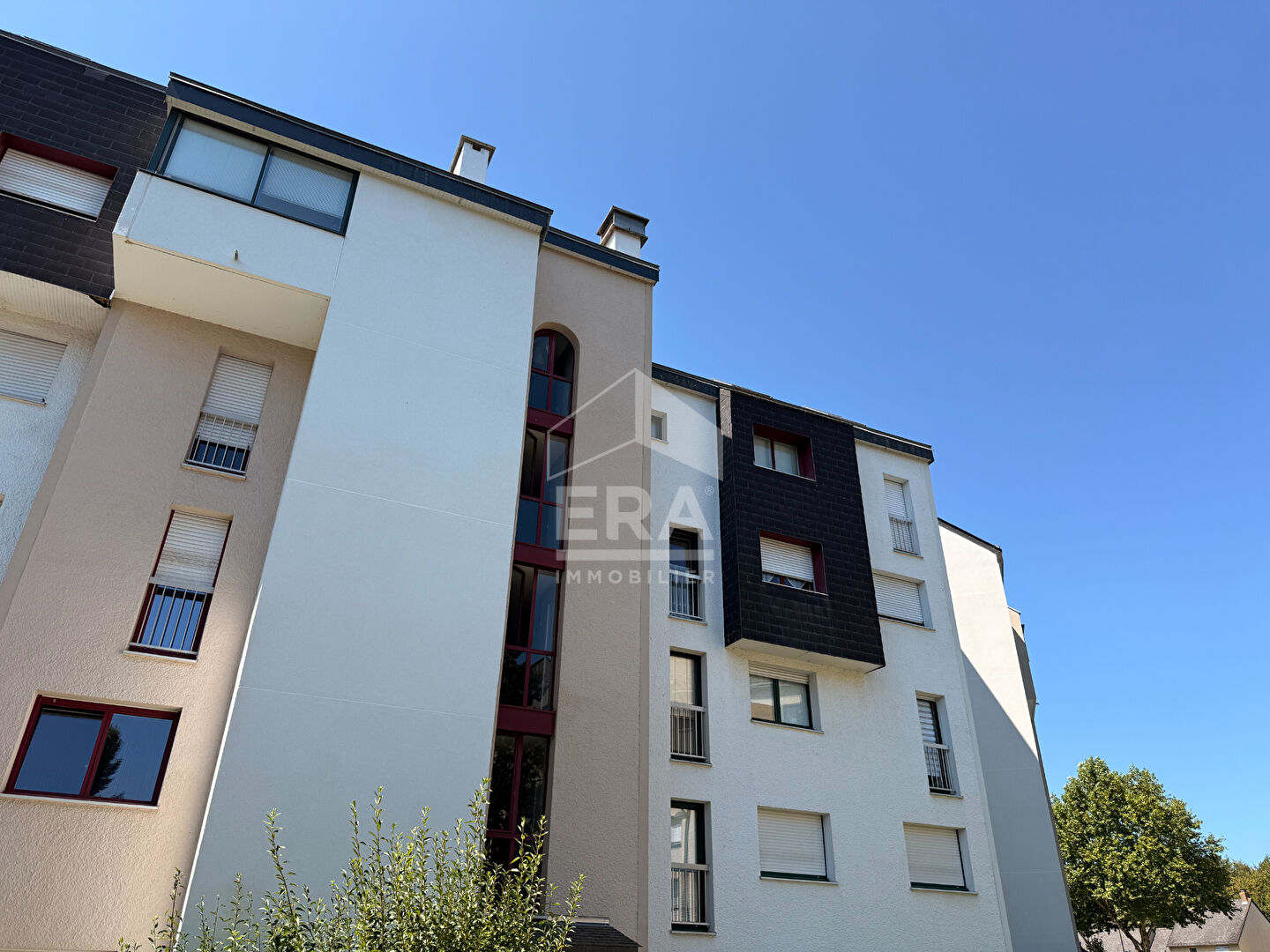 Agence immobilière de ERA VOLTAIRE IMMOBILIER