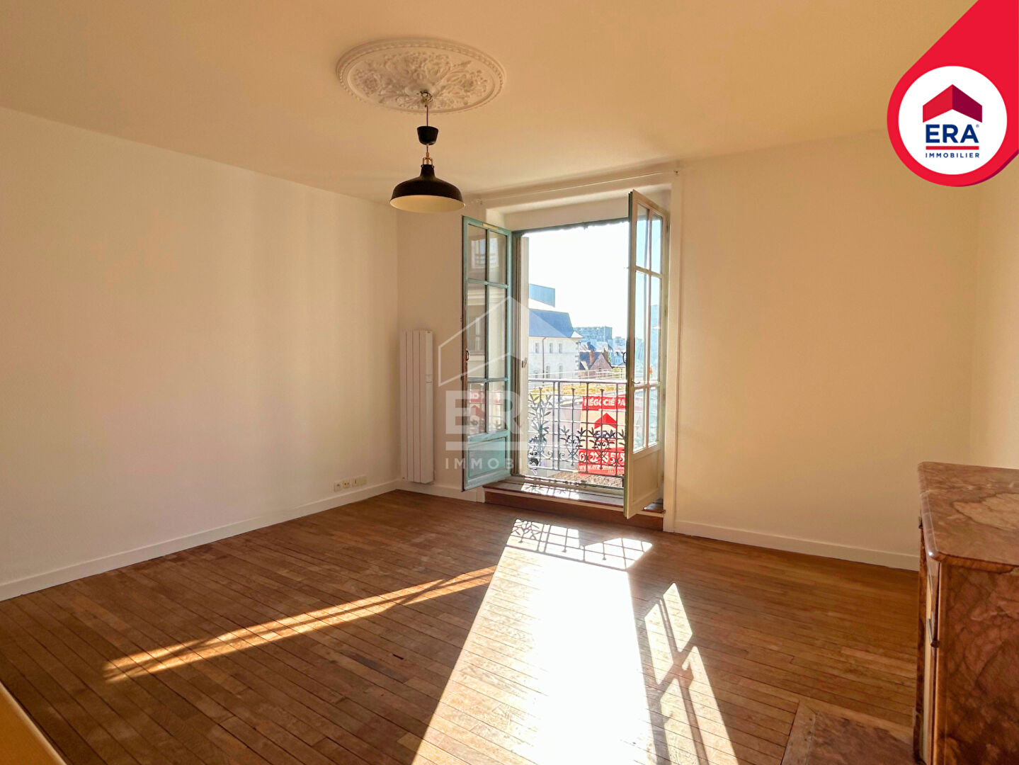 Photo Charmant Appartement T2 à Vendre au Coeur de Rennes ! image 2/5